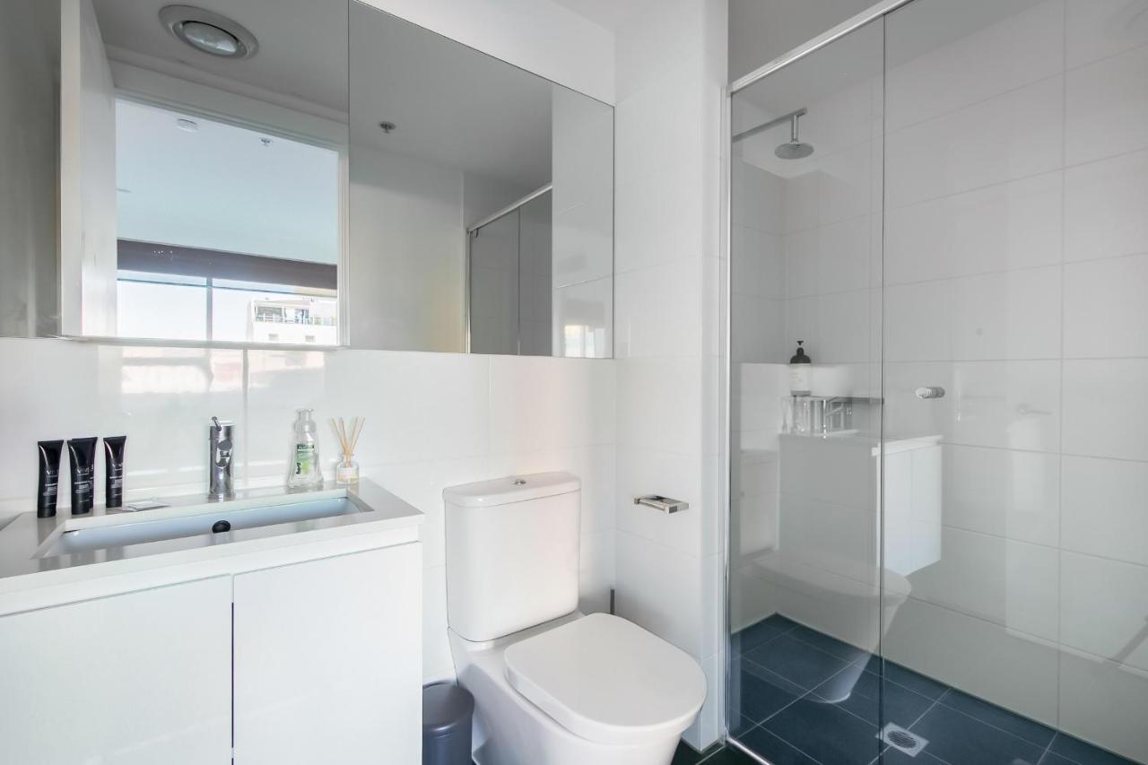 Lux 2Br Apt On Hindmarsh Sq-Pool-Gym-Sauna-Parking 애들레이드 외부 사진
